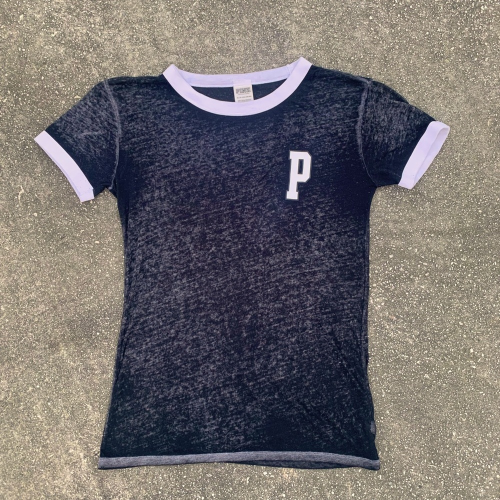 PINK Victoria’s Secret, Size XS, Black Tee